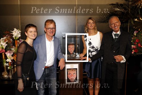 Noordwijk 16 oktober 2020
Boekpresentatie Martien Meiland in hotel Huis ter Duin .
Martien kwam met zijn vrouw Erica dochters Maxime en Montana.
Jaap Meiland kwam met zijn dochter