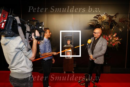 Noordwijk 16 oktober 2020
Boekpresentatie Martien Meiland in hotel Huis ter Duin .
Martien kwam met zijn vrouw Erica dochters Maxime en Montana. Jan Dijkgraaf heeft het boek geschreven . Jan kwam met zijn vrouw