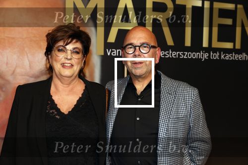 Noordwijk 16 oktober 2020
Boekpresentatie Martien Meiland in hotel Huis ter Duin .
Martien kwam met zijn vrouw Erica dochters Maxime en Montana. Jan Dijkgraaf heeft het boek geschreven . Jan kwam met zijn vrouw