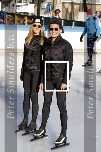 Amsterdam 4 november 2020
Jan Smit met zijn vrouw Liza schaatsend op de Jaap Edenbaan.