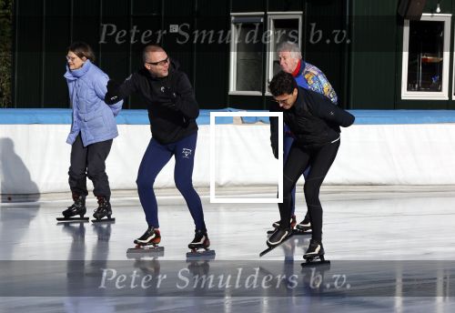 Amsterdam 4 november 2020
Jan Smit met zijn vrouw Liza schaatsend op de Jaap Edenbaan.