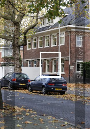 Amsterdam 1 oktober 2020
Jeroen v d Boom zijn nieuwe huis wordt helemaal verbouwd . Piet Boon is de architect