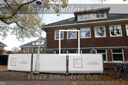 Amsterdam 1 oktober 2020
Jeroen v d Boom zijn nieuwe huis wordt helemaal verbouwd . Piet Boon is de architect