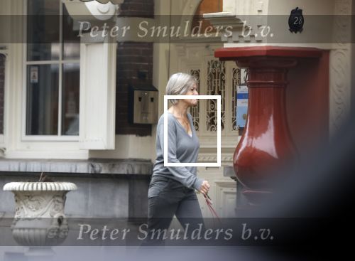 Amsterdam 1 november 2020
Ferdinand Grapperhaus komt fietsend thuis . Zijn vrouw Liesbeth Wytzes is thuis.