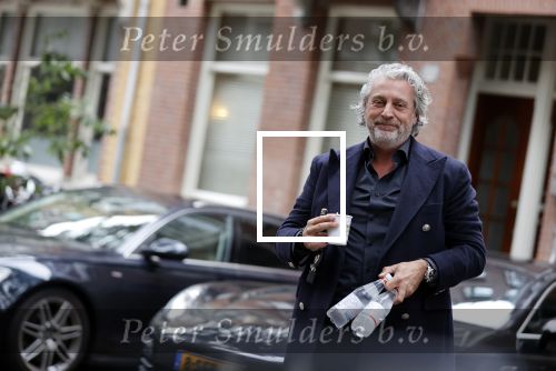 Amsterdam 19 oktober 2020
Mark Teurlings op straat in Amsterdam zuid