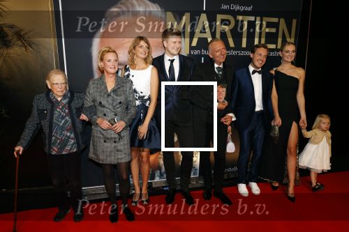Noordwijk 16 oktober 2020
Boekpresentatie Martien Meiland in hotel Huis ter Duin .
Martien kwam met zijn vrouw Erica dochters Maxime en Montana.