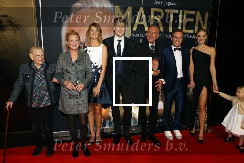 Noordwijk 16 oktober 2020
Boekpresentatie Martien Meiland in hotel Huis ter Duin .
Martien kwam met zijn vrouw Erica dochters Maxime en Montana.