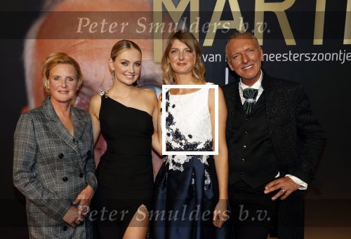 Noordwijk 16 oktober 2020
Boekpresentatie Martien Meiland in hotel Huis ter Duin .
Martien kwam met zijn vrouw Erica dochters Maxime en Montana.