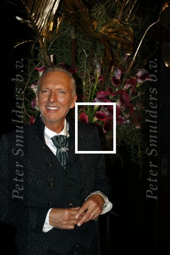 Noordwijk 16 oktober 2020
Boekpresentatie Martien Meiland in hotel Huis ter Duin .
Martien kwam met zijn vrouw Erica dochters Maxime en Montana.