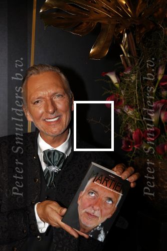 Noordwijk 16 oktober 2020
Boekpresentatie Martien Meiland in hotel Huis ter Duin .
Martien kwam met zijn vrouw Erica dochters Maxime en Montana.
