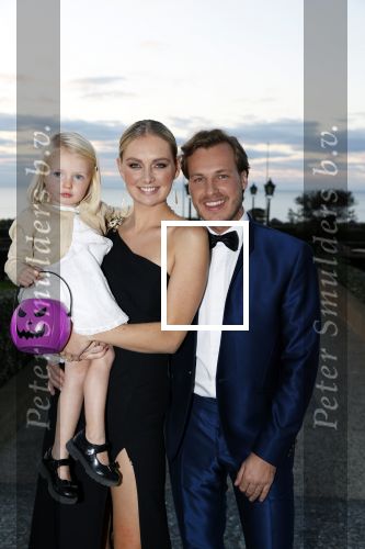Noordwijk 16 oktober 2020
Boekpresentatie Martien Meiland in hotel Huis ter Duin .
Martien kwam met zijn vrouw Erica dochters Maxime en Montana.
Maxime kwam met haar vriend Leroy Molkenboer en haar dochter