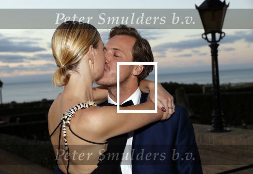 Noordwijk 16 oktober 2020
Boekpresentatie Martien Meiland in hotel Huis ter Duin .
Martien kwam met zijn vrouw Erica dochters Maxime en Montana.
Maxime kwam met haar vriend Leroy Molkenboer en haar dochter