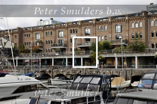 Rotterdam 26 oktober 2020
In dit  appartementen complex  woont Patricia Paay met haar man Robert Hinfelaar
