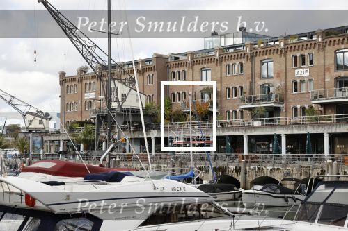 Rotterdam 26 oktober 2020
In dit  appartementen complex  woont Patricia Paay met haar man Robert Hinfelaar