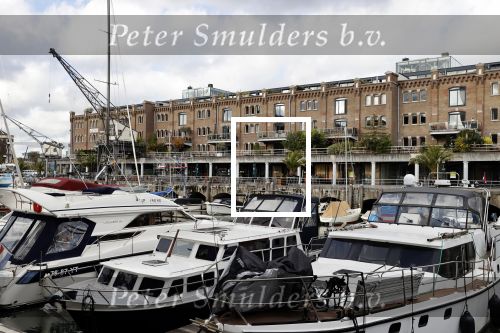 Rotterdam 26 oktober 2020
In dit  appartementen complex  woont Patricia Paay met haar man Robert Hinfelaar