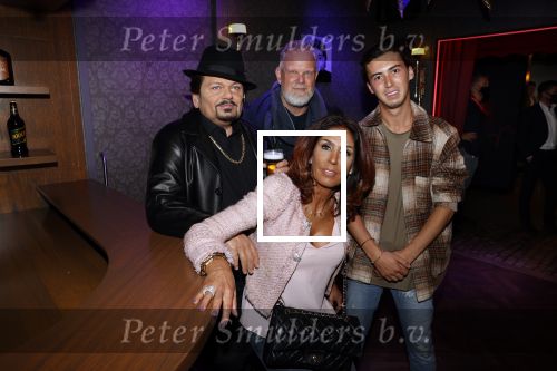 Amsterdam 8 oktober 2020
Beeld onthulling Andre Hazes sr bij madame Tussaud. Rachel en Andre Jr zijn allebei aanwezig. Rachel met Nino Wilkes en Ricardo Klaverdijk