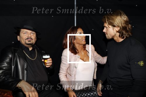 Amsterdam 8 oktober 2020
Beeld onthulling Andre Hazes sr bij madame Tussaud. Rachel en Andre Jr zijn allebei aanwezig.