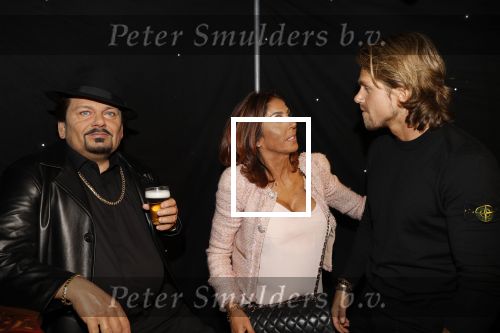 Amsterdam 8 oktober 2020
Beeld onthulling Andre Hazes sr bij madame Tussaud. Rachel en Andre Jr zijn allebei aanwezig.