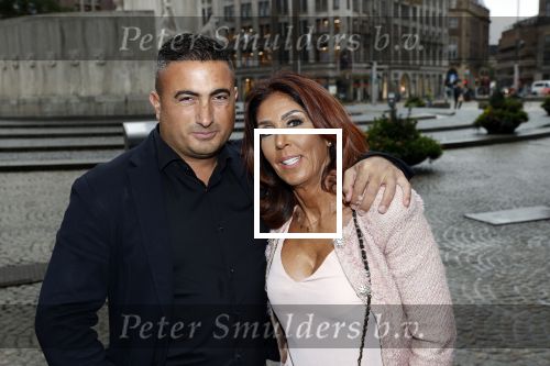 Amsterdam 8 oktober 2020
Beeld onthulling Andre Hazes sr bij madame Tussaud. Rachel en Andre Jr zijn allebei aanwezig. rachel en Bachir Matta