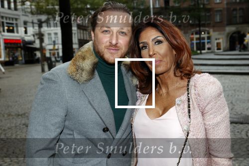 Amsterdam 8 oktober 2020
Beeld onthulling Andre Hazes sr bij madame Tussaud. Rachel en Andre Jr zijn allebei aanwezig. Rachel met Benjamin