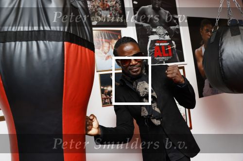 Amsterdam 3 september 2020
Regilio Tuur opent de boksclub van Patrick Mathurin