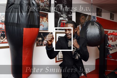 Amsterdam 3 september 2020
Regilio Tuur opent de boksclub van Patrick Mathurin