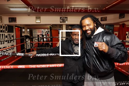 Amsterdam 3 september 2020
Regilio Tuur opent de boksclub van Patrick Mathurin