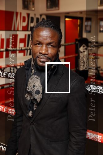 Amsterdam 3 september 2020
Regilio Tuur opent de boksclub van Patrick Mathurin