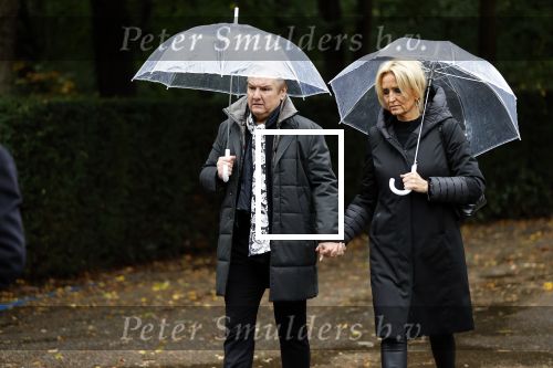 Naarden 8 oktober 2020
Begrafenis Jan des Bouvrie  op algemene begraafplaats Nieuw Valkeveen.
Rene en Natasja Froger