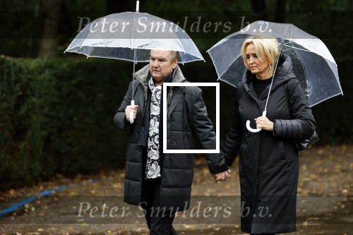 Naarden 8 oktober 2020
Begrafenis Jan des Bouvrie  op algemene begraafplaats Nieuw Valkeveen.
Rene en Natasja Froger