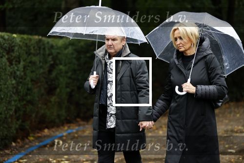 Naarden 8 oktober 2020
Begrafenis Jan des Bouvrie  op algemene begraafplaats Nieuw Valkeveen.
Rene en Natasja Froger