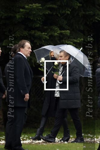 Naarden 8 oktober 2020
Begrafenis Jan des Bouvrie  op algemene begraafplaats Nieuw Valkeveen.
Rene en Natasja Froger