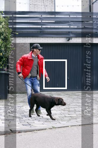 Mijdrecht 9 oktober 2020
Rogier Smit woont tijdelijk bij Rachel hazes met zijn hond.