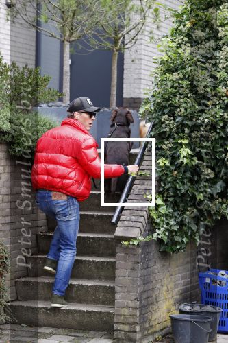 Mijdrecht 9 oktober 2020
Rogier Smit woont tijdelijk bij Rachel hazes met zijn hond.