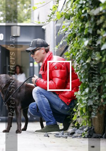 Mijdrecht 9 oktober 2020
Rogier Smit woont tijdelijk bij Rachel hazes met zijn hond.