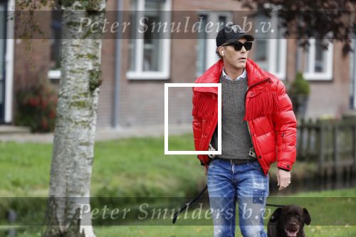 Mijdrecht 9 oktober 2020
Rogier Smit woont tijdelijk bij Rachel hazes met zijn hond.