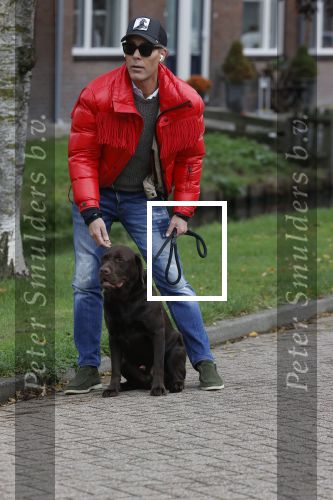 Mijdrecht 9 oktober 2020
Rogier Smit woont tijdelijk bij Rachel hazes met zijn hond.