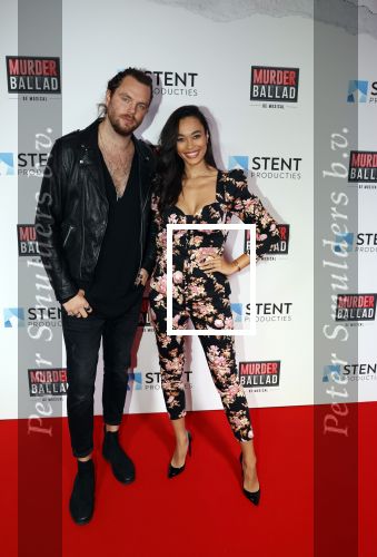 Gouda 12 oktober 2020
Premiere Murder Ballad in schouwburg Gouda.
Romy Monteiro met vriend Jasper Suyk