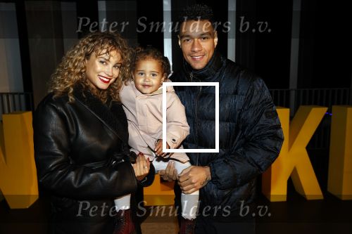 Amsterdam 29 oktober 2020
Presentatie schoenenlijn van Rose Bertram in smanewerking met Nubbik. Rose met dochter en vriend Gregory v d Wiel
