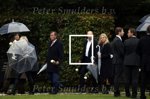 Naarden 8 oktober 2020
Begrafenis Jan des Bouvrie  op algemene begraafplaats Nieuw Valkeveen.
Theo en Mariska Dietz