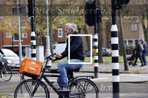 Amsterdam 5 november 2020
Victor Reinier op de fiets in Amsterdam zuid
