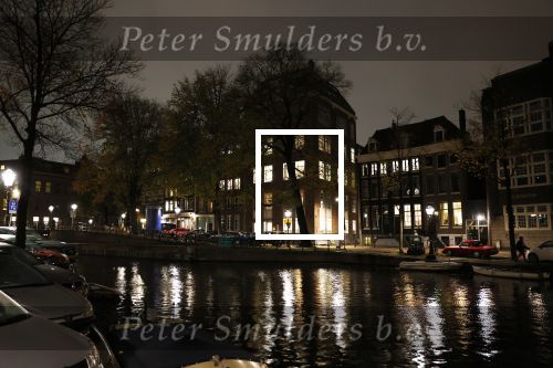 Amsterdam 27 oktober 2020
In dit appartementencomplex wonen Isa Hoes Wessel v Diepen en Daphne Bunskoek