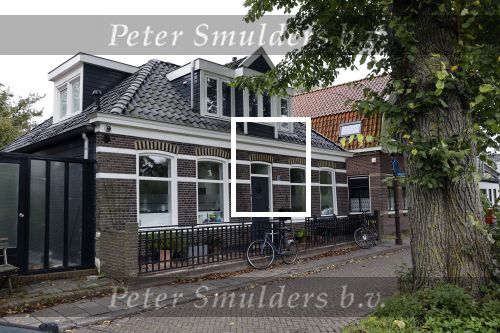 Amsterdam 4 oktober 2020
Wouter Bos bij zijn huis