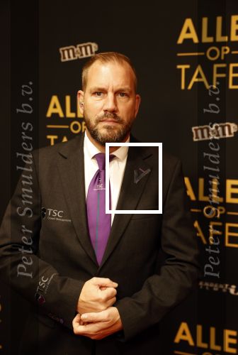 Amsterdam 1 november 2021
Premiere alles op tafel in het deLamar theater.