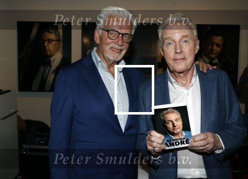 Amsterdam 18 oktober 2021
Boekpresentatie Andre v Duin geschreven door Bert Kuizenga . De presentatie vindt plaats in het DeLamar theater. Andre met jan Slagter Carolien tensen en Joop v d Ende