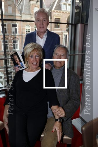 Amsterdam 18 oktober 2021
Boekpresentatie Andre v Duin geschreven door Bert Kuizenga . De presentatie vindt plaats in het DeLamar theater. Andre met Joke Bruijs en Ron Brandsteder