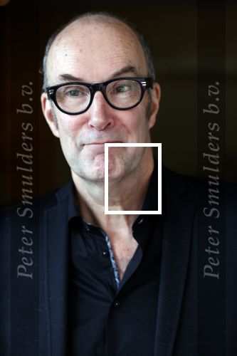Amsterdam 5 november 2021
Slaan van Munt Herman Brood ivm 75e verjaardag. Zijn vrouw Xandra en dochters Holly Lola en Brenda  zijn natuurlijk aanwezig. Bart Chabot