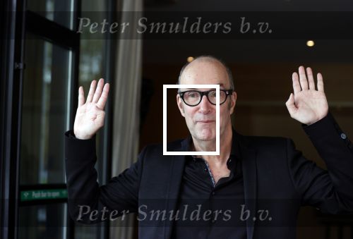 Amsterdam 5 november 2021
Slaan van Munt Herman Brood ivm 75e verjaardag. Zijn vrouw Xandra en dochters Holly Lola en Brenda  zijn natuurlijk aanwezig. Bart Chabot