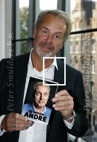Amsterdam 18 oktober 2021
Boekpresentatie Andre v Duin geschreven door Bert Kuizenga . De presentatie vindt plaats in het DeLamar theater.