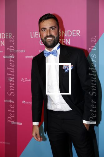 Amsterdam 11 oktober 2021
Premiere Liefde zonder grenzenin Tuschinski 
Bjorn Remmerswaal